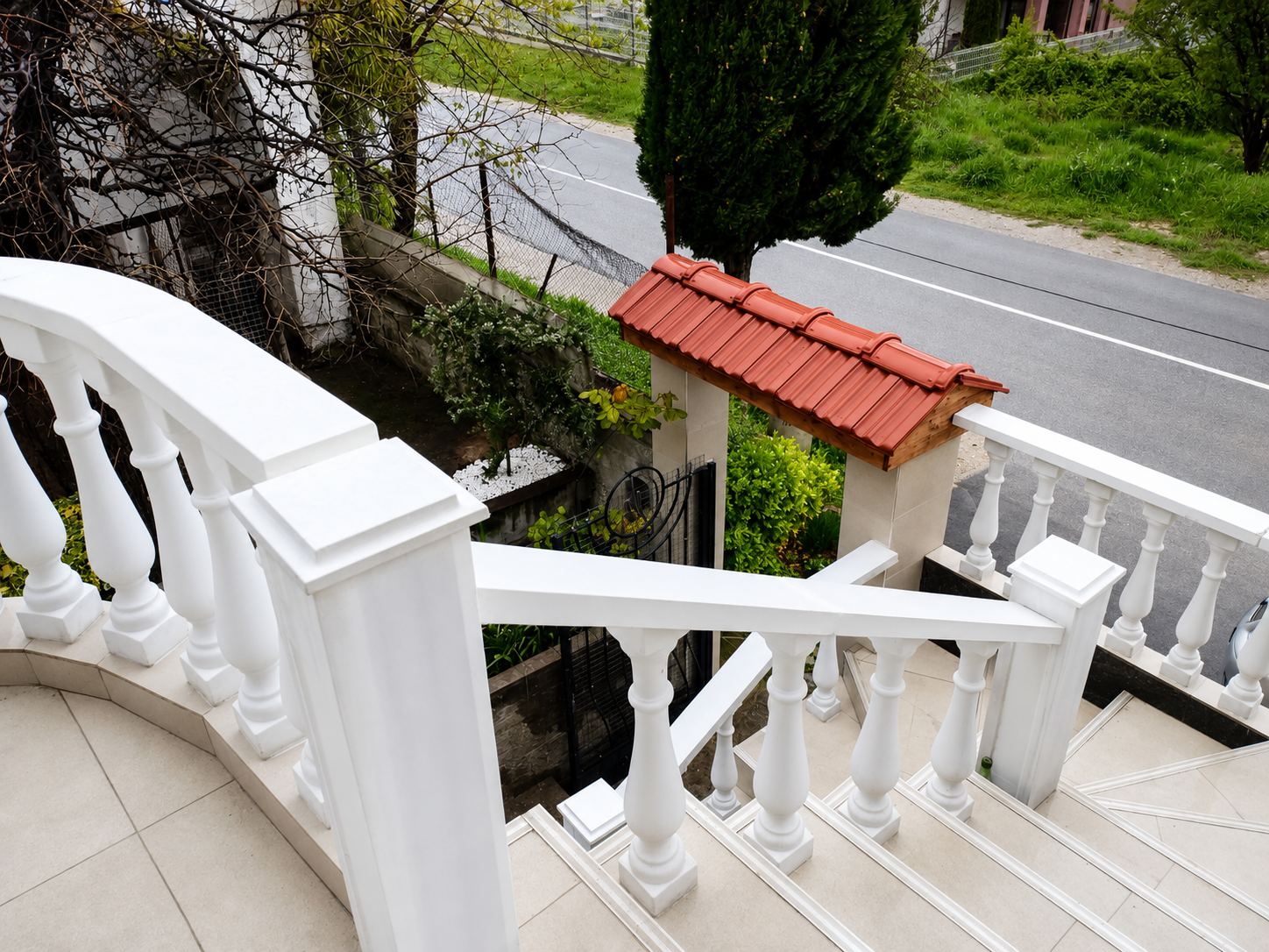 Комплект бетонова балюстрада с декоративна римска саксия / Concrete Balustrade Set